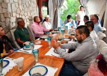 Coordinan esfuerzos Gobierno de Los Cabos y Colonos de El Médano