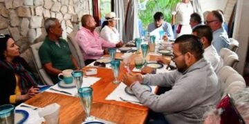 Coordinan esfuerzos Gobierno de Los Cabos y Colonos de El Médano