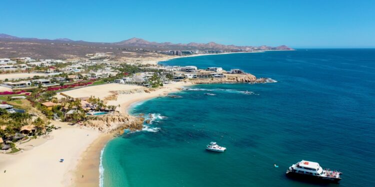 En este 1er año de Gobierno, Los Cabos consolidó la excelencia y sustentabilidad de sus playas; el municipio mantiene su liderazgo en México y el mundo