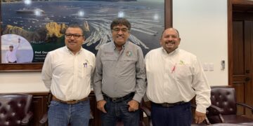 Refrenda alcalde Oscar Leggs Castro el compromiso de que las instituciones educativas se encuentren en óptimas condiciones