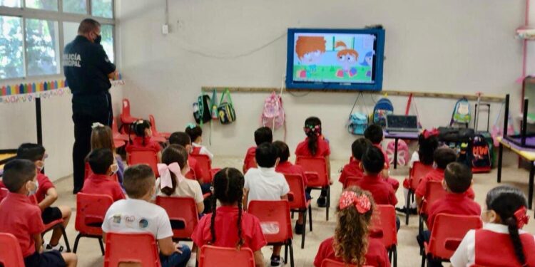 El XIV Ayuntamiento de Los Cabos busca generar cultura de prevención de violencia la comunidad estudiantil