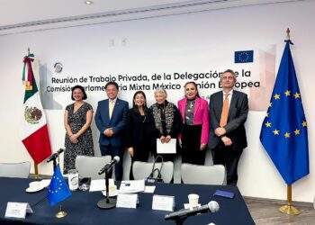 SE REÚNE LA DIPUTADA SONIA MURILLO CON LA COMISION PARLAMENTARIA MIXTA MÉXICO-UNIÓN EUROPEA EN EL SENADO DE LA REPÚBLICA