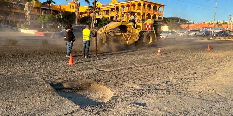 Inician las obras de reencarpetado del bulevar Miguel Hidalgo en CSL; la circulación se modificó a un solo carril