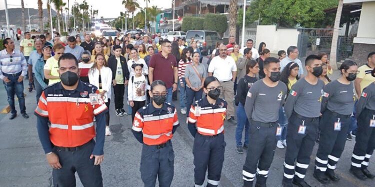 FIRMAN CONVENIO DE CERTIFICACIÓN DE        CUERPOS DE AGUA EN COMONDÚ