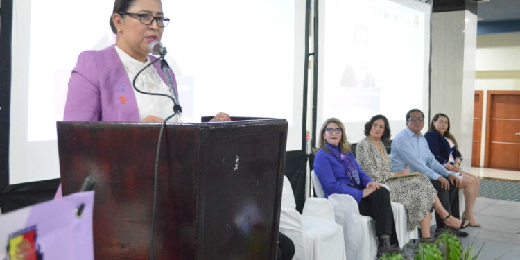 Llama diputada María Luisa Ojeda a servidores públicos a cumplir con transparencia a la ciudadanía