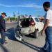 Conductor de transporte público se distrae e impacta un vehículo por atrás; una pasajera fue valorada por Cruz Roja