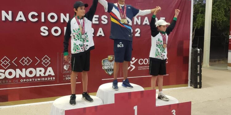 EN EL PARQUE CUAHUCTEMOC SE ENTREGA DEL PED