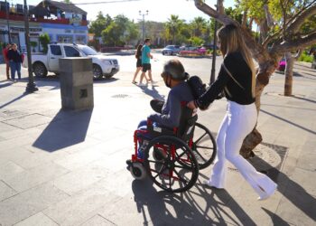Con profundo sentido humano el Gobierno Municipal llega a quienes más lo necesitan; se benefician 21 personas mediante apoyos asistenciales
