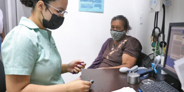 EN CENTROS DE SALUD ES PERMANENTE ATENCIÓN A PACIENTES CON DIABETES