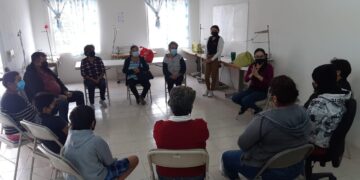BRINDÓ CENTRO DE JUSTICIA PARA LAS MUJERES ATENCIÓN PSICOLÓGICA A CENTRO COMUNITARIO DEL CARDONAL