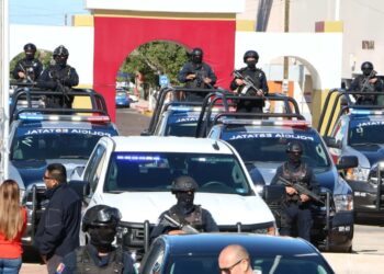 ENTREGA GOBERNADOR VCC, VEHÍCULOS A ÁREAS