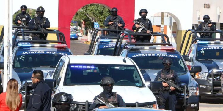 ENTREGA GOBERNADOR VCC, VEHÍCULOS A ÁREAS