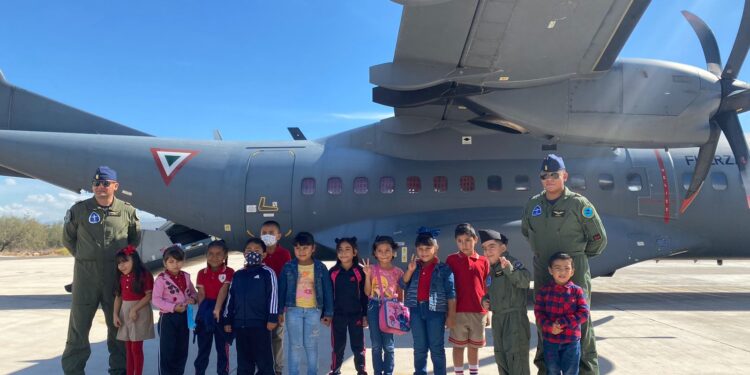 El evento Piloto por un día homenajeado al menor Jesús Tadeo Torres Cota.