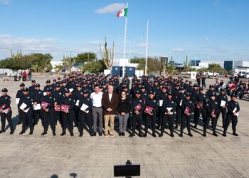 ENCABEZA GOBERNADOR VCC, CEREMONIA DE GRADUACIÓN DE 151 CADETES DE SEGURIDAD EN BCS