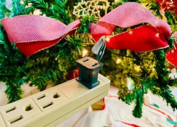 “Recuerda no saturar conexiones eléctricas con artículos navideños”: Protección Civil de Los Cabos