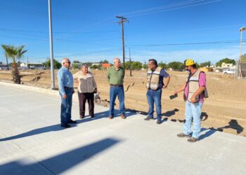 Supervisa gobernador VCC obras de pavimentación en La Paz