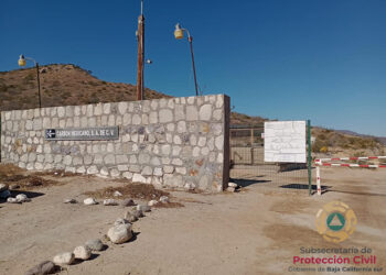 Reportan haces unos minutos, una fuerte explosión en la empresa minera Carbón de mexicano, hace unos minutos, con un saldo de un trabajador fallecido, dos heridos,  estamos por confirmar lo que ocurrió en este centro de trabajo.