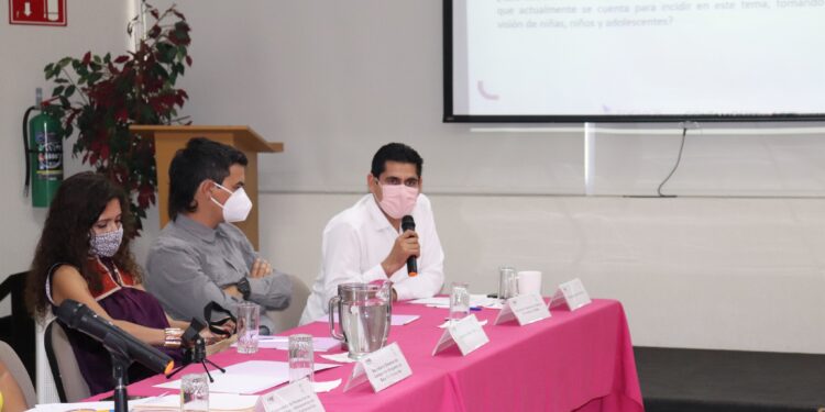 REALIZA INE BCS MESA DE DELIBERACIÓN DE LOS RESULTADOS DE LA CONSULTA INFANTIL Y JUVENIL 2021