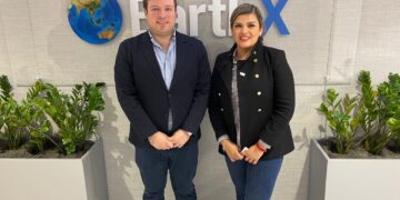 Para gestionar apoyos y beneficios para las familias cabeñas, asistió equipo del DIF Los Cabos a la gala “Éxito Latino Award 2022”