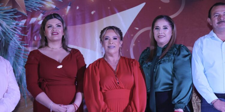 Familias de Santiago celebran que el XIV Ayuntamiento de Los Cabos conserve las tradiciones