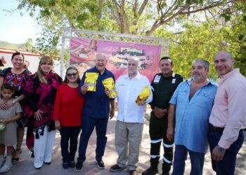 GOBERNADOR VÍCTOR CASTRO Y SECRETARIO DE TURISMO FEDERAL, ENCABEZARON FESTIVAL DE LA MACHACA, QUESO Y EL CHORIZO, EN SAN ANTONIO