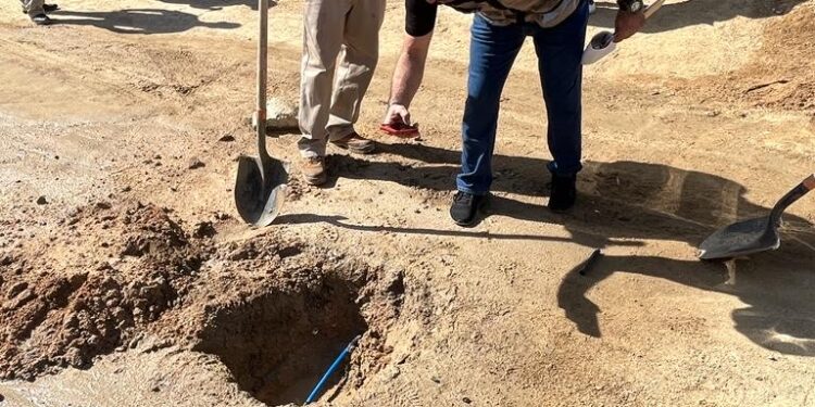 Ciudadanos de Cabo San Lucas agradecen alOomsapas Los Cabos por las acciones para evitar el desperdicio del agua potable.