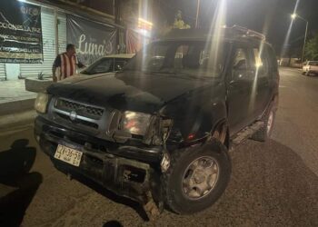 Accidente de tránsito tipo choque entre vehículos en las calles Gacelas y Universidad en la colonia El Calandrio, afortunadamente no hubo lesionados.