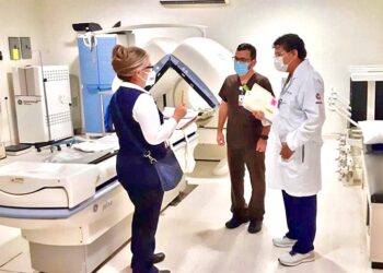 PERSONAL DE SALUD DE BCS PARTICIPA EN EVALUACIONES DE ESTABLECIMIENTOS MÉDICOS DE OTRAS ENTIDADES