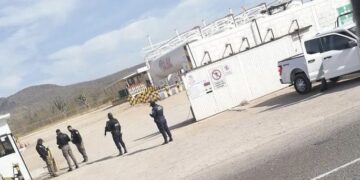 Reportan cierre de la empresa CALIGAS aquí en La Paz; Fiscalía General les colocó sellos tras un operativo que llevó un par de horas