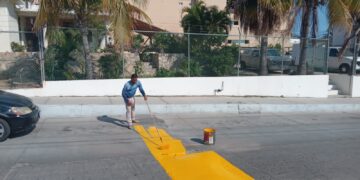 Gobierno de Los Cabos avanza en el restablecimiento de señalamientos viales