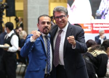 Apoya Ricardo Monreal iniciativa de más vacaciones del Senador Ricardo Velázquez• Seguirán a favor de que se amplíe el periodo vacacional por los derechos de las y los trabajadores del país.