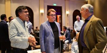 Empresarios de Los Cabos reconocen el trabajo del alcalde Oscar Leggs Castro