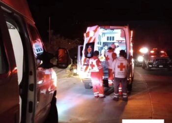 ENTERATE Esta noche se activa el protocolo de atención de incidente con múltiples víctimas intoxicadas por una sustancia desconocida, los hechos ocurrieron en las inmediaciones de puerto los cabos, Se atiende y traslada a 6 personas a un hospital privado con apoyo interinstitucional, se reportan estables.