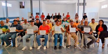 Concluye taller de concientización para pescadores ribereños en Comondú