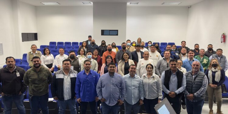 Para garantizar que los establecimientos operen según la normatividad, Gobierno de Los Cabos capacita a más de 50 inspectores de Ecología