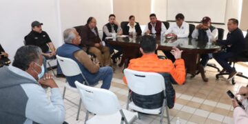 Atienden autoridades municipales a habitantes de La Candelaria para organizar los festejos de este próximo 02 de febrero