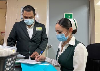 Reconoce IMSS BCS a personal de Enfermería