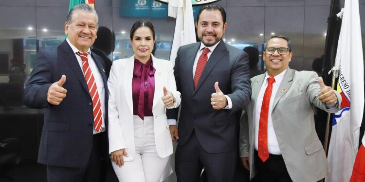 TRABAJAN DIPUTADOS DEL PT PARA ALCANZAR REFORMA ELECTORAL LOCAL DIGNA DE LOS SUDCALIFORNIANOS