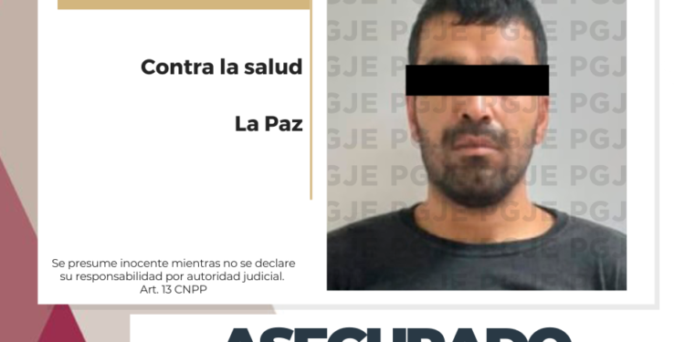 ASEGURA PGJE A UN HOMBRE CON DROGA EN LA COL. VICENTE GUERRERO EN LA PAZ