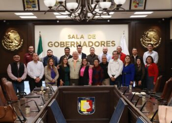 A ELEVAR LA CALIDAD DE PROCURACIÓN DE JUSTICIA LLAMA EL GOBERNADOR VÍCTOR CASTRO COSÍO A SERVIDORES PÚBLICOS DE LA INSTITUCIÓN