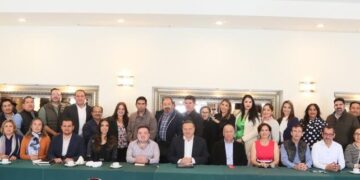 SE REÚNE MAGISTRADO PRESIDENTE CON  COLEGIO DE ABOGADOS EN EL ESTADO