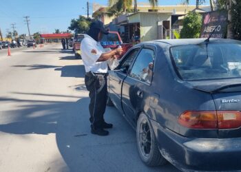 Seguridad Pública de Los Cabos intensifica acciones operativas para fomentar la cultura vial y en favor del bienestar de automovilistas