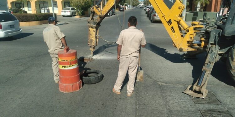 Para evitar accidentes y derrames de aguas negras, Oomsapas Los Cabos ha sustituido 80 tapaderas de alcantarillado