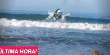 Desaparece embarcación menor en los litorales de #GroNegro con dos tripulantes a bordo….