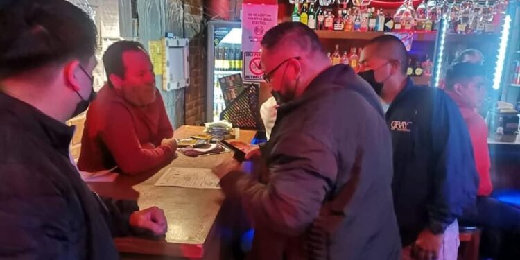 Conjuntan esfuerzos dependencias municipales y federales para fortalecer los operativos en bares deLos Cabos