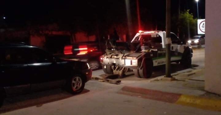 Accidente de tránsito tipo choque entre vehículos en las calles Península Sur y Península de Yucatán