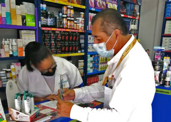 VERIFICA COEPRIS QUE FARMACIAS CUMPLAN NORMAS PARA LA DISPENSACIÓN DE MEDICAMENTOS CONTROLADOS