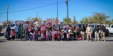 Día de Reyes llegó a los pequeñitos más vulnerables de La Paz; repartieron roscas y regalos