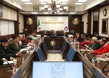 Se reúne gobernador de BCS con alcaldes y tesoreros