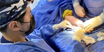 PACIENTES OPERADOS DE MANOS EN EL HOSPITAL SALVATIERRA